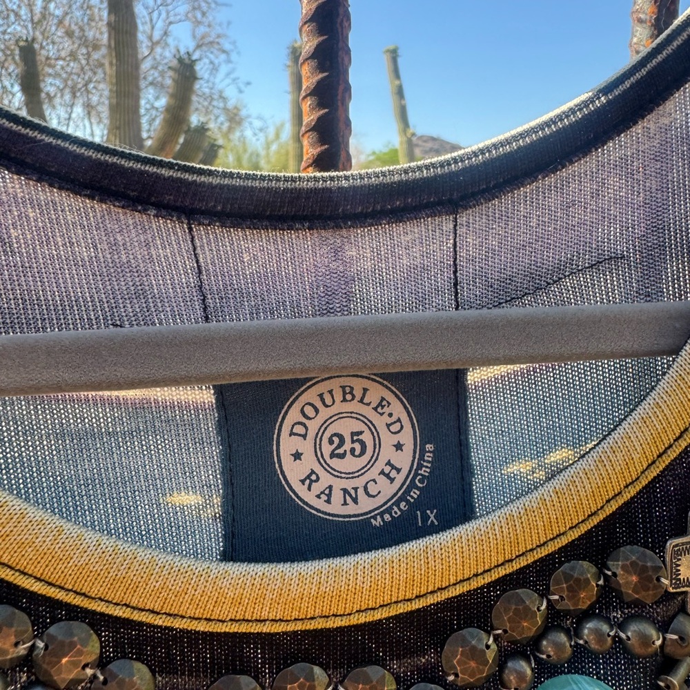 Double D Ranch Beaded Black and Gold Top - Picture 3 of 4